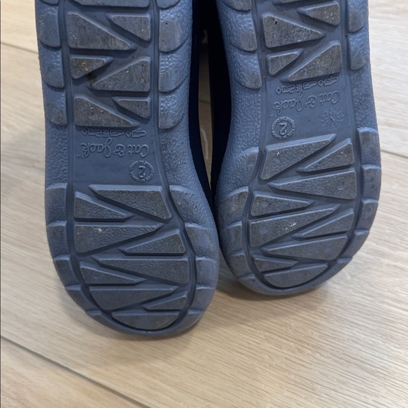 Boys Cat & Jack Rain boots. Used. Size 2Y. Color Blue. - Picture 7 of 10